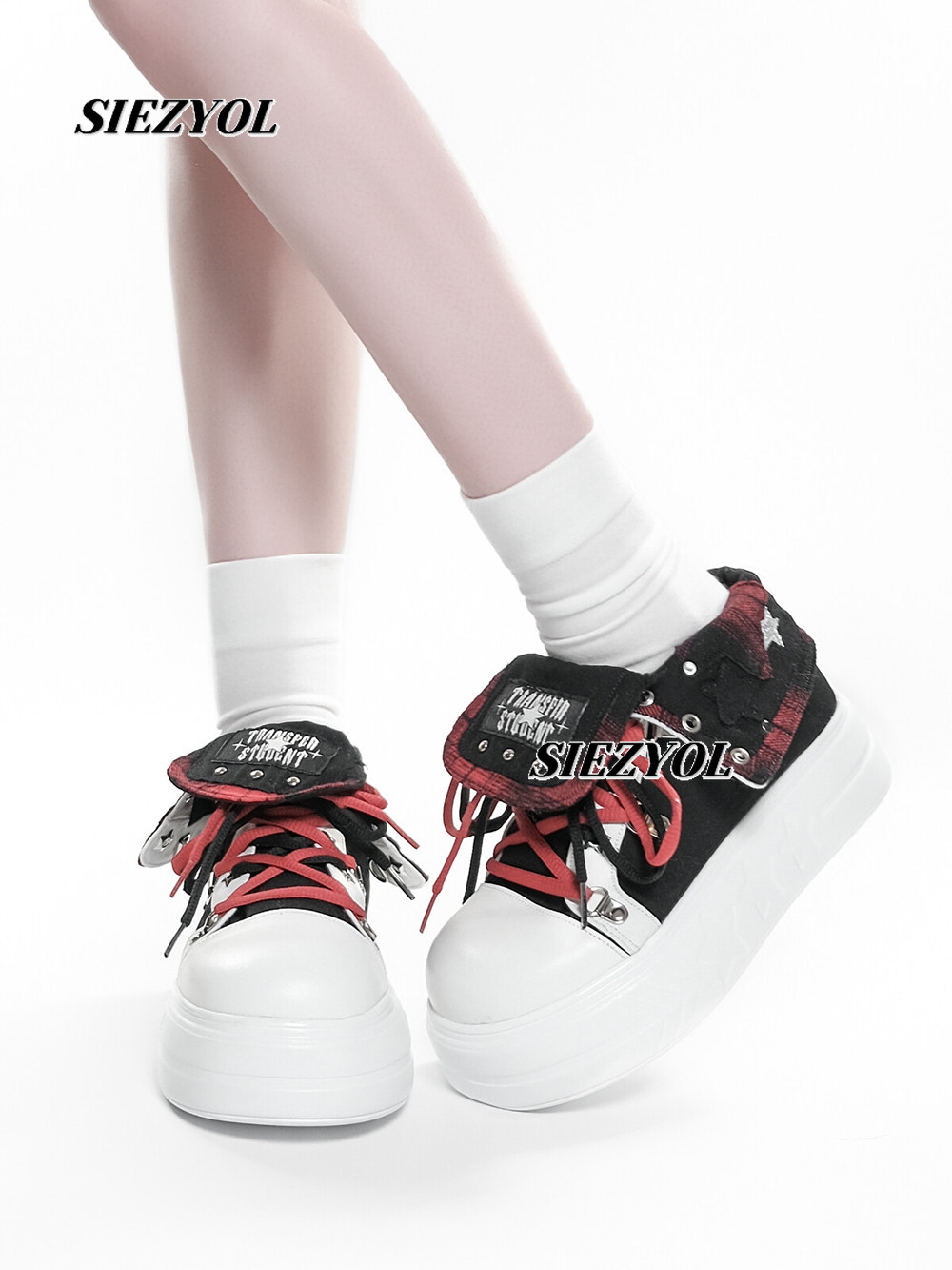 Novidade de Outono: Tênis de L - Canvas Sneaker High avaliação e preço
